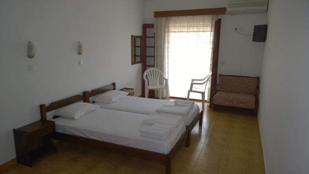 Apartment Delimaras *
